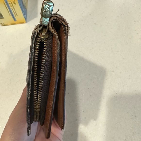 Louis Vuitton monogram wallet - Picture 10 of 10